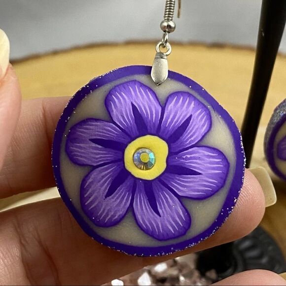 Retro Polymer Hand Painted Flower Earrings - Picture 4 of 6